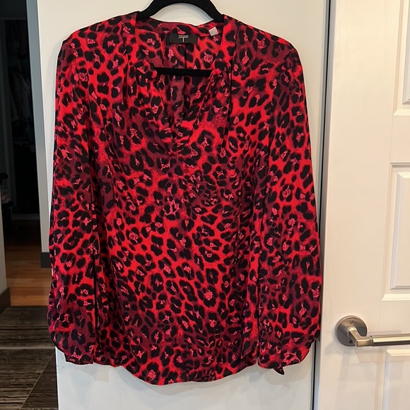 Tahari Red Blouse - Picture 4 of 5